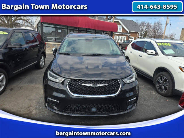 2022 Chrysler Pacifica Minivan Limited FWD photo