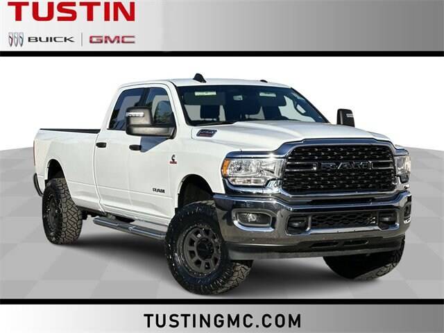 2023 Ram 2500 Big Horn 4WD photo