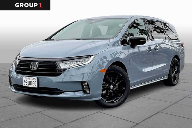 2023 Honda Odyssey Sport FWD photo