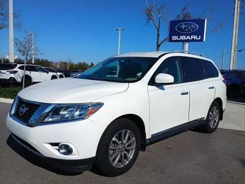 2015 Nissan Pathfinder SL FWD photo