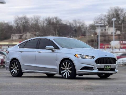 2016 Ford Fusion SE FWD photo