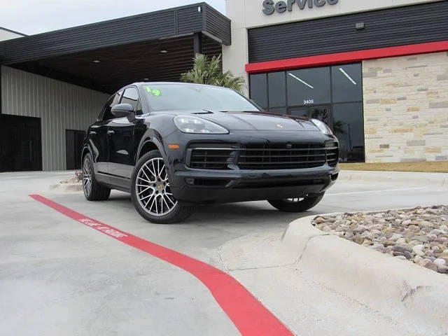 2019 Porsche Cayenne  AWD photo