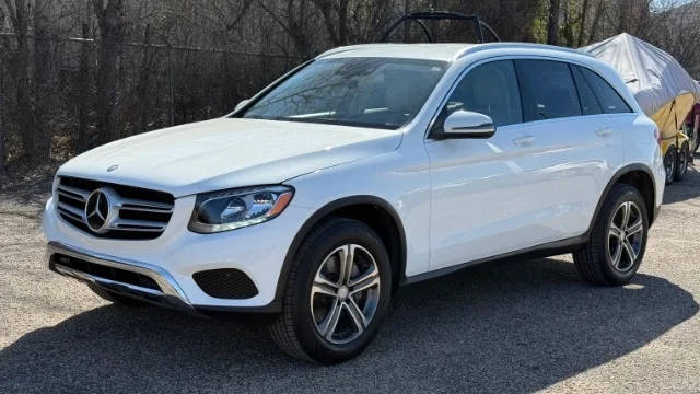 2016 Mercedes-Benz GLC-Class GLC 300 RWD photo