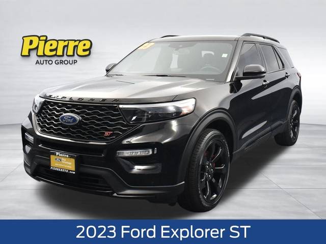 2023 Ford Explorer ST 4WD photo