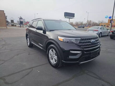 2023 Ford Explorer XLT 4WD photo