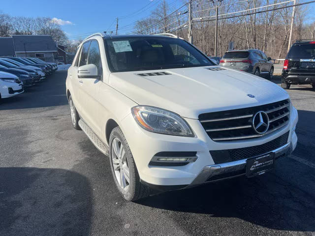 2015 Mercedes-Benz M-Class ML 350 AWD photo