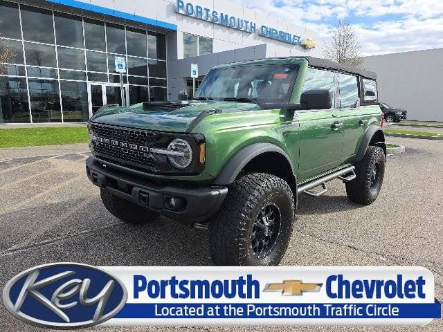 2022 Ford Bronco 4 Door Base 4WD photo