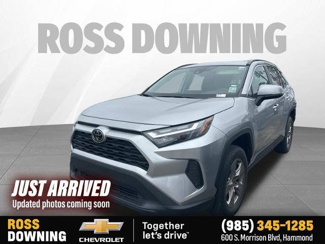 2022 Toyota RAV4 XLE FWD photo