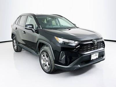 2023 Toyota RAV4 XLE FWD photo