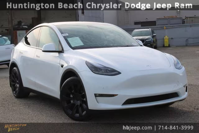 2022 Tesla Model Y Long Range AWD photo