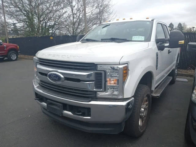 2019 Ford F-350 Super Duty XL 4WD photo