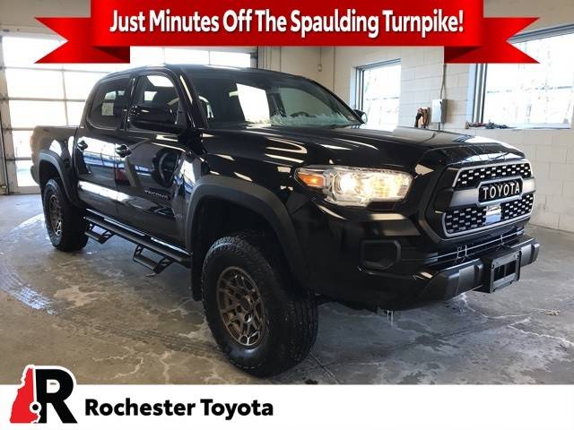 2022 Toyota Tacoma SR5 4WD photo