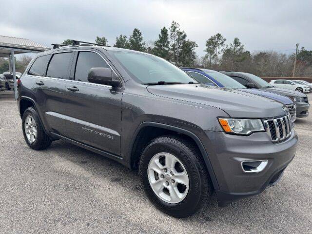 2017 Jeep Grand Cherokee Laredo RWD photo