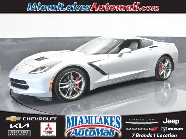 2015 Chevrolet Corvette 2LT RWD photo