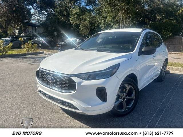 2023 Ford Escape ST-Line AWD photo