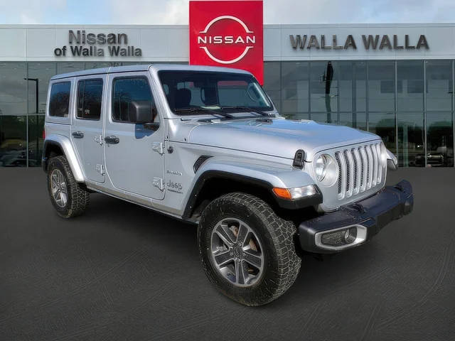 2023 Jeep Wrangler Unlimited Sahara 4WD photo