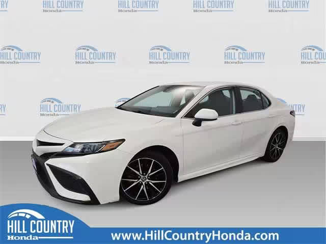 2021 Toyota Camry SE FWD photo