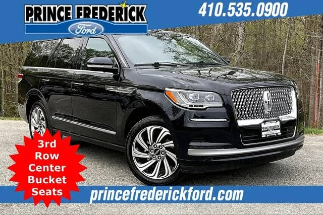 2023 Lincoln Navigator Reserve 4WD photo