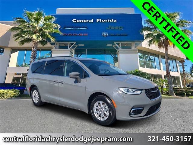 2022 Chrysler Pacifica Minivan Touring L FWD photo