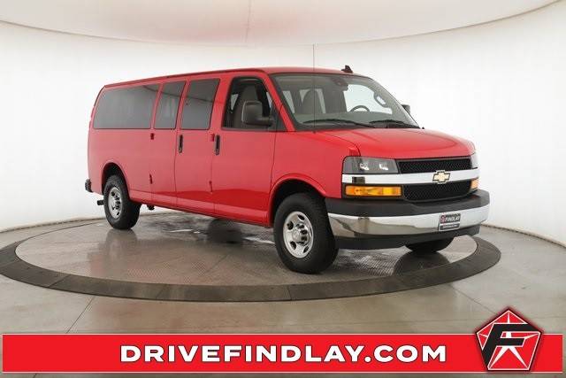 2021 Chevrolet Express LT RWD photo