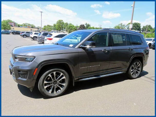 2022 Jeep Grand Cherokee L Overland 4WD photo