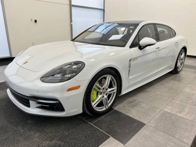 2018 Porsche Panamera 4 E-Hybrid Executive AWD photo