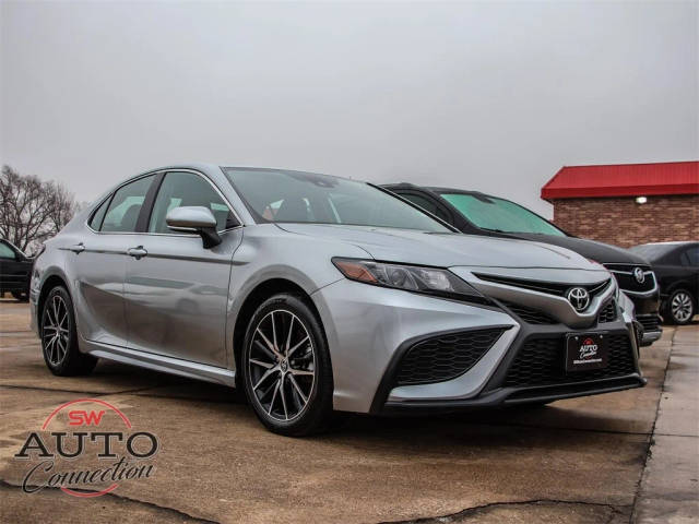 2023 Toyota Camry SE FWD photo