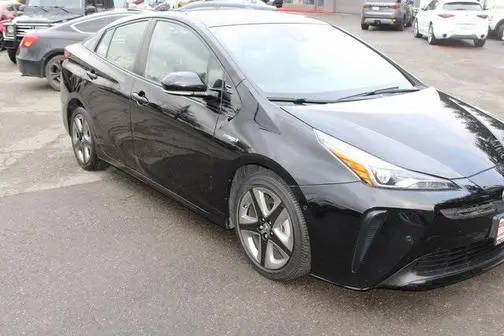 2020 Toyota Prius L Eco FWD photo