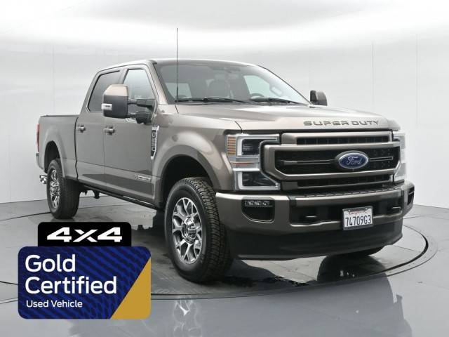 2022 Ford F-250 Super Duty LARIAT 4WD photo