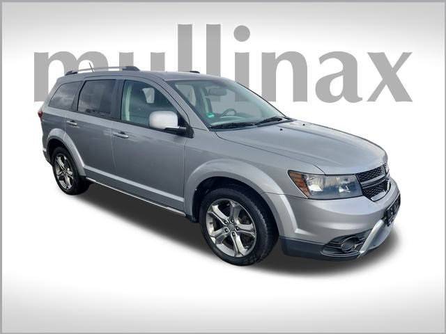 2017 Dodge Journey Crossroad Plus FWD photo