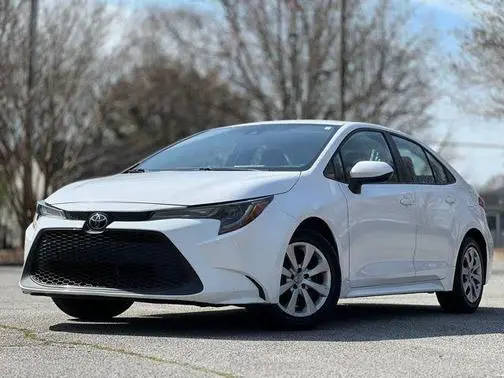 2022 Toyota Corolla LE FWD photo