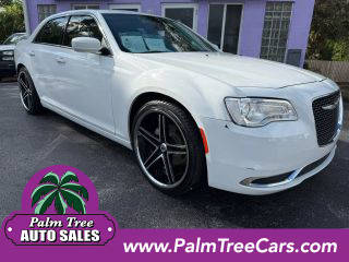 2015 Chrysler 300 Limited RWD photo