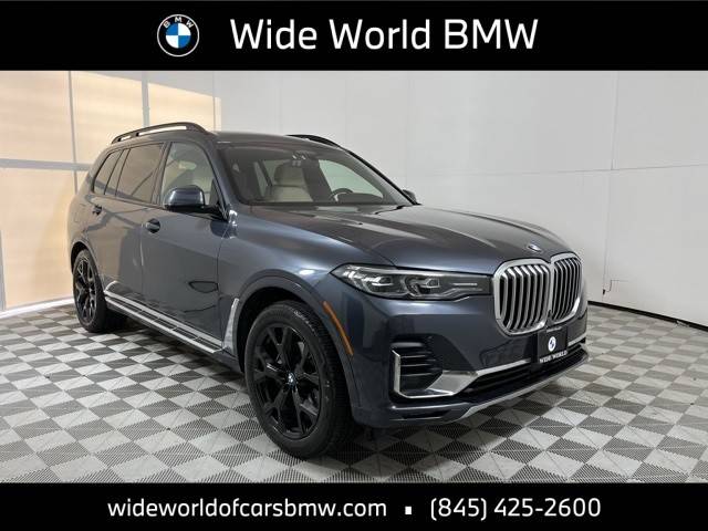 2022 BMW X7 xDrive40i AWD photo