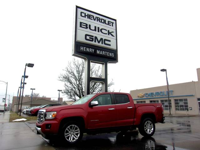 2016 GMC Canyon 4WD SLT 4WD photo