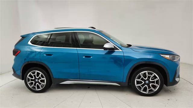 2023 BMW X1 xDrive28i AWD photo