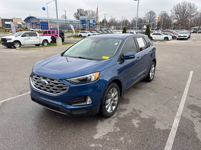 2022 Ford Edge Titanium AWD photo