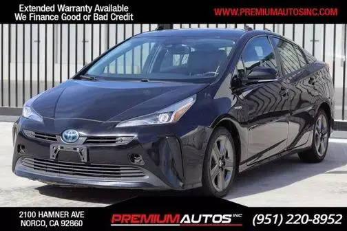 2020 Toyota Prius XLE FWD photo