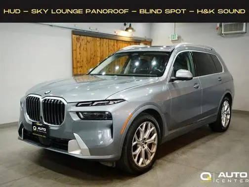 2023 BMW X7 xDrive40i AWD photo