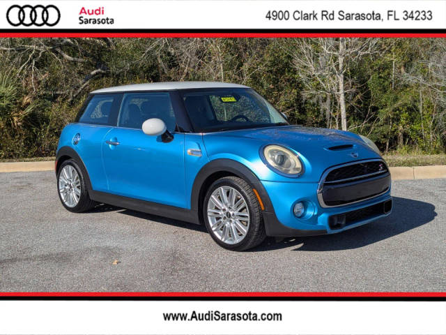 2015 MINI Hardtop 2 Door S FWD photo