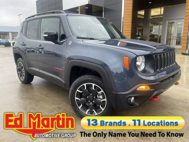 2023 Jeep Renegade Trailhawk 4WD photo