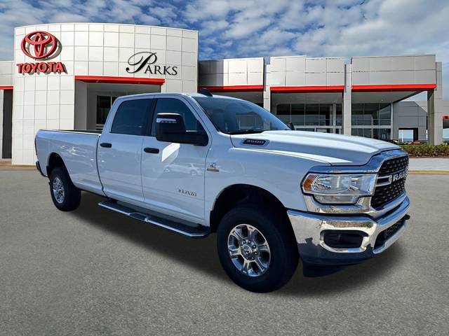 2023 Ram 3500 Big Horn 4WD photo