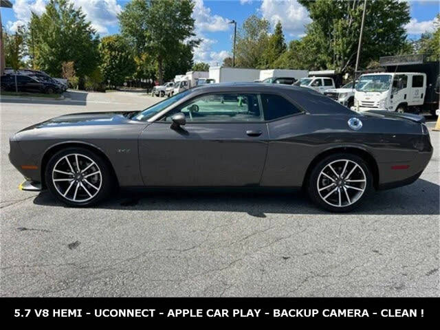 2023 Dodge Challenger R/T RWD photo