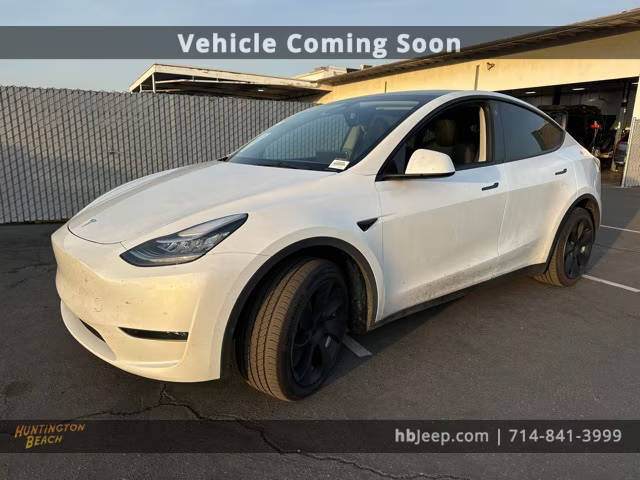 2023 Tesla Model Y Long Range AWD photo