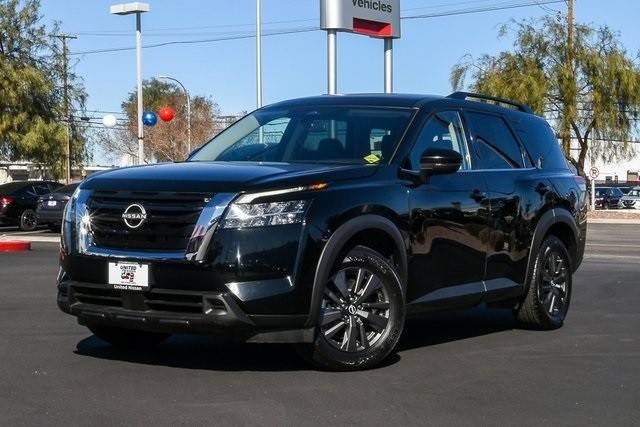 2022 Nissan Pathfinder SV FWD photo