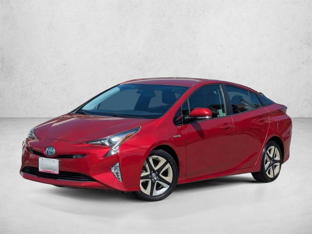 2018 Toyota Prius Three Touring FWD photo