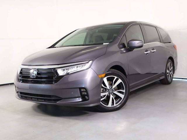 2022 Honda Odyssey Touring FWD photo