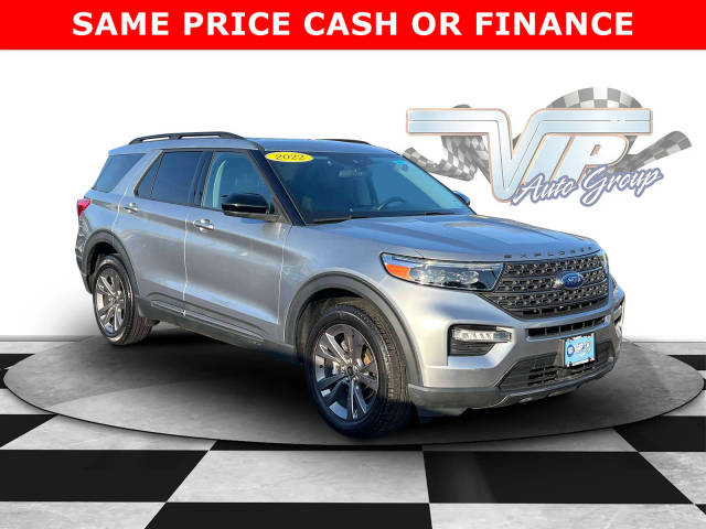 2022 Ford Explorer XLT 4WD photo