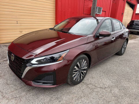 2023 Nissan Altima 2.5 SV FWD photo