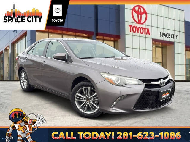 2015 Toyota Camry SE FWD photo