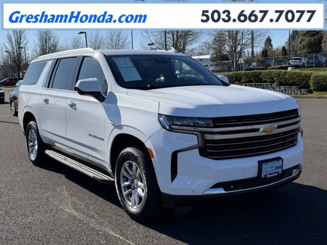 2023 Chevrolet Suburban LT 4WD photo